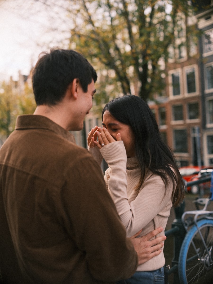 Emotional Proposal Photoreportage at Best Proposal Spot in Amsterdam