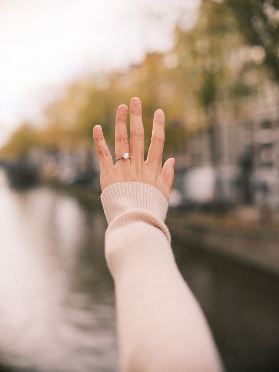 Cinematic Surprise Proposal Pictures in Amsterdam