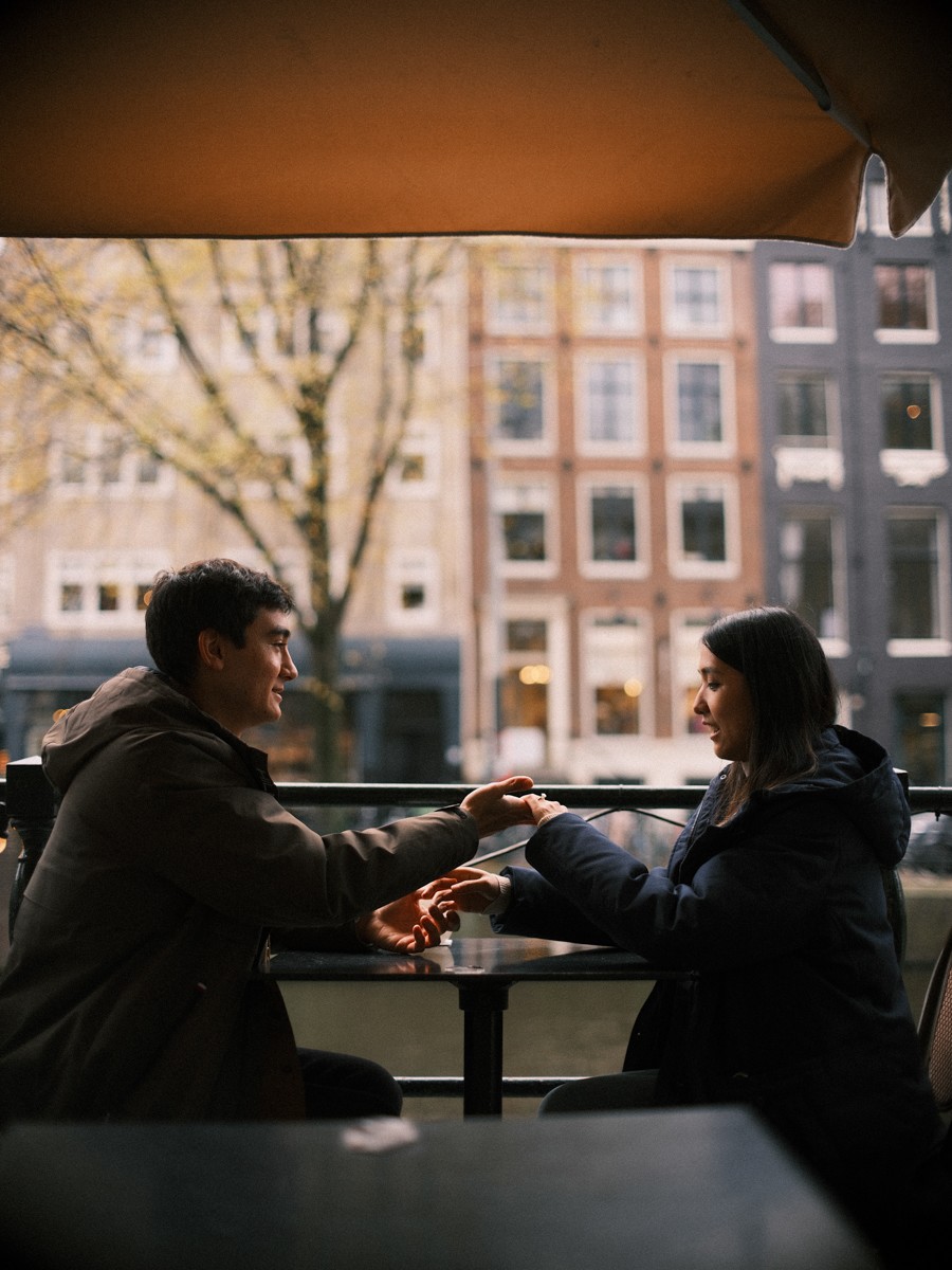 Authentic Proposal Photoshoot in Amsterdam's Best Proposal Spot