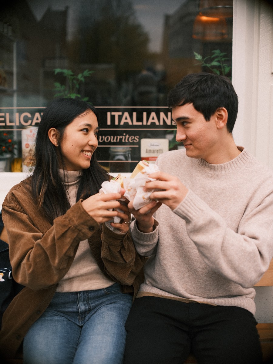 Relaxed Couple Photoshoot at Best Proposal Spot in Amsterdam