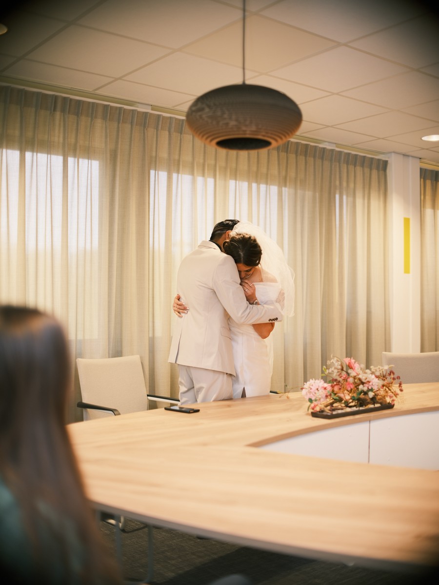 Candid Bride and Groom Photos in Amsterdam