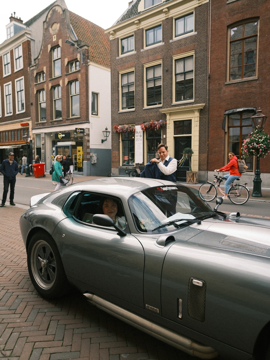 Outdoor Wedding Photography Session in Leiden