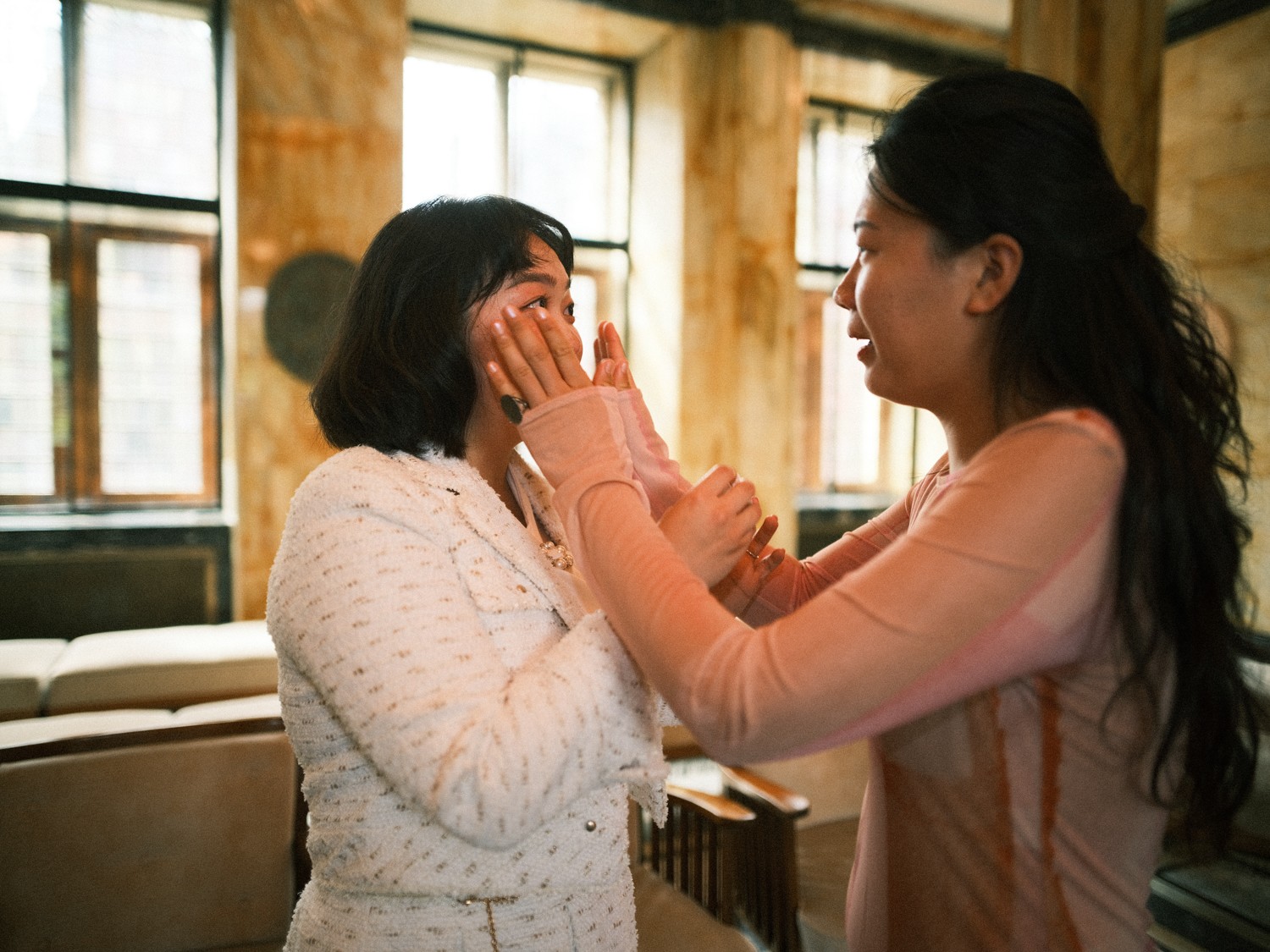 Candid Wedding Portraits in Leiden