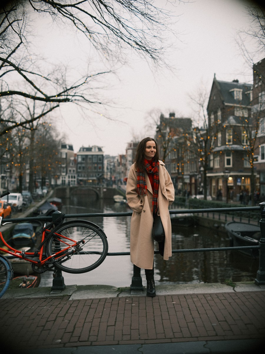 Atmospheric Individual Photo Shoot in Amsterdam